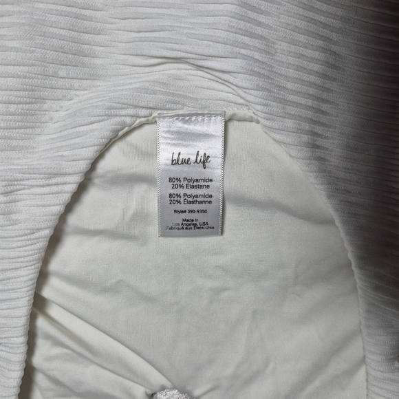 Blue Life‎ White Bodysuit with High-Cut Design and Side Cutouts - Picture 3 of 5